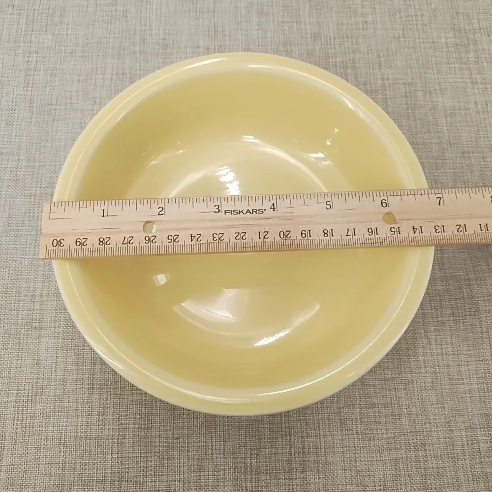 Fiesta Retired Light Yellow Classic Rim Cereal Bowl 6 7/8